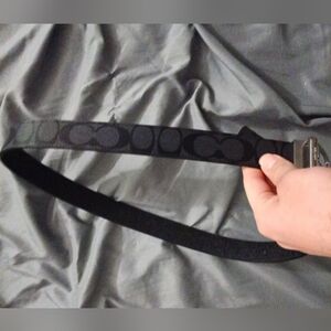 Coach Harness Buckle Cut-To-Size Reversible Belt, 30 Mm